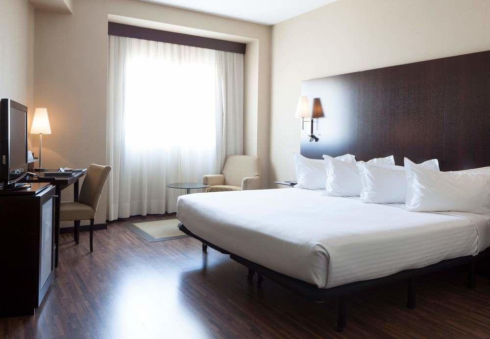 Ac Hotel Oviedo Forum By Marriott Luaran gambar